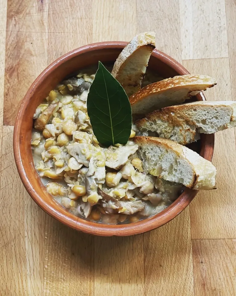 Zuppetta di ceci e porcini del Ristorante Heraion