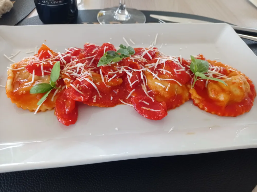 Ravioli della nonna al Ristorante Heraion di Novi Velia
